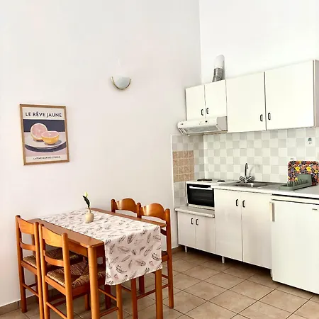 Fuji Apartahotel Edipsos