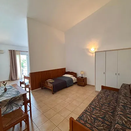 Fuji Apartahotel Edipsos
